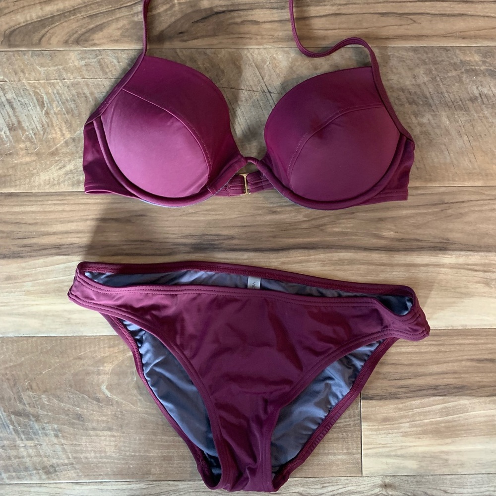 Women’s Victoria’s Secret Bikini top & bottom